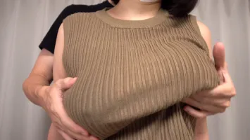 ONIN-097 You can see from the top of the clothes that rub the natural big breasts.